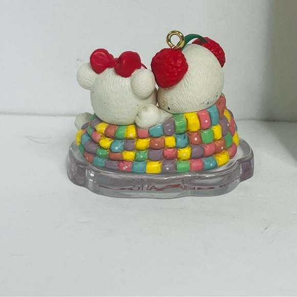 1991 carlton ornament christmas cuddles 1st christmas together cozy quilt - Picture 3 of 5